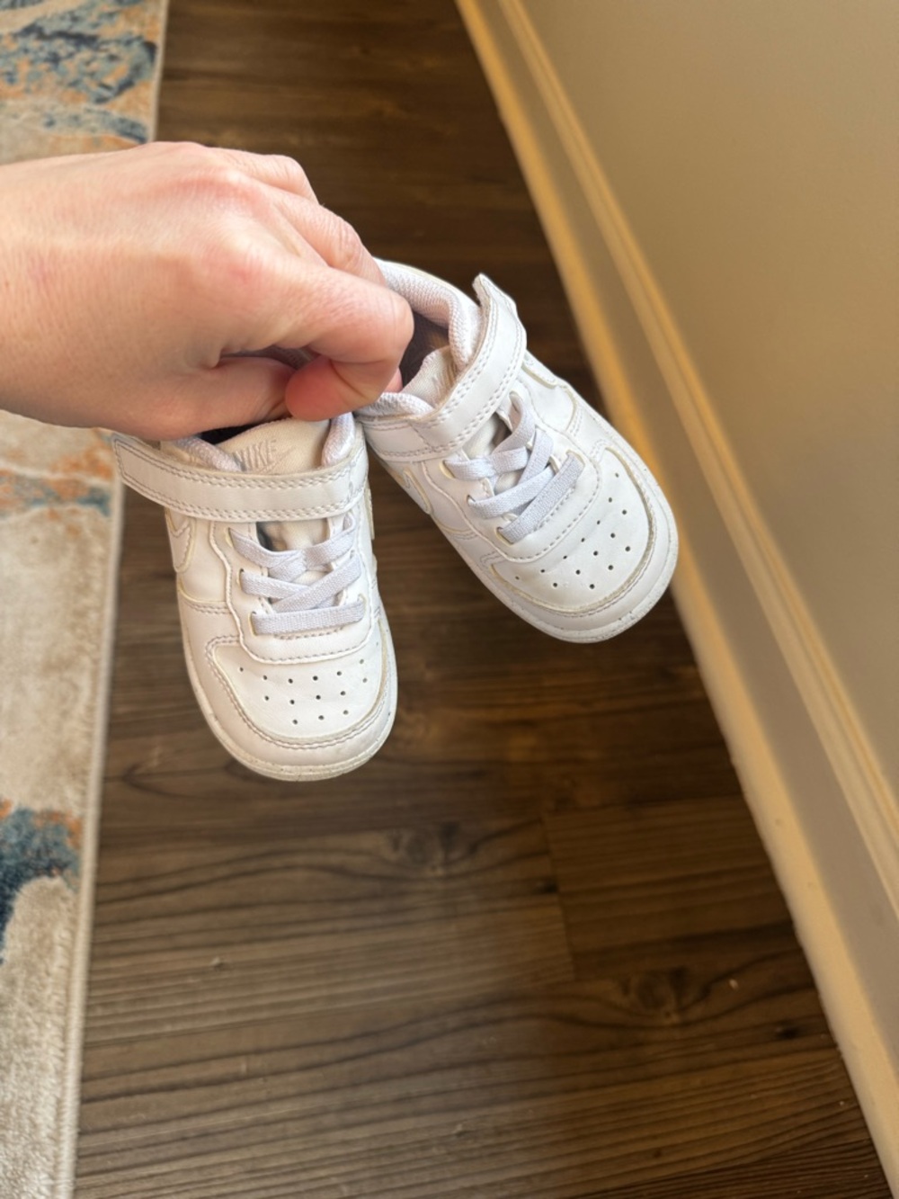 Nike Kids White Leather Velcro & Lace Sneakers